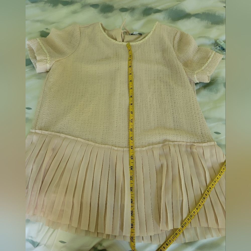 Carolina Belle pleated book top - Picture 9 of 11